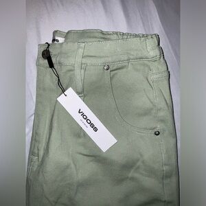 Vigoss NWT Size 12 (31) light green AXL Balloon jeans - Ace High Rise Straight
